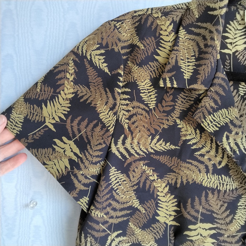 Vtg 80s Joan Leslie Women's 10P‎ Leaf Print Short Sleeve Button Down Fitted - Picture 2 of 6